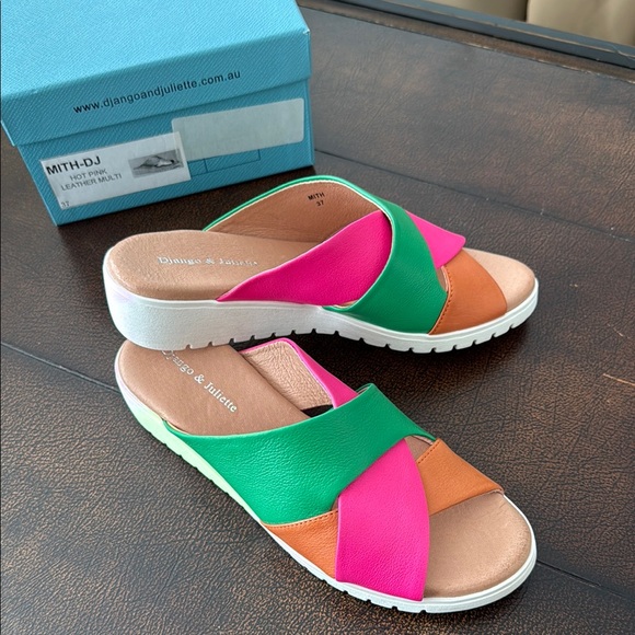 Pink and Green Cross-Strap Summer Sandals - Picture 5 of 5